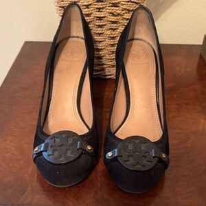 Tory Burch Black Heels with Logo Accent